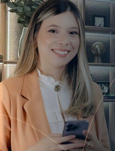 Dra. Thais Tourinho Batista Andrade